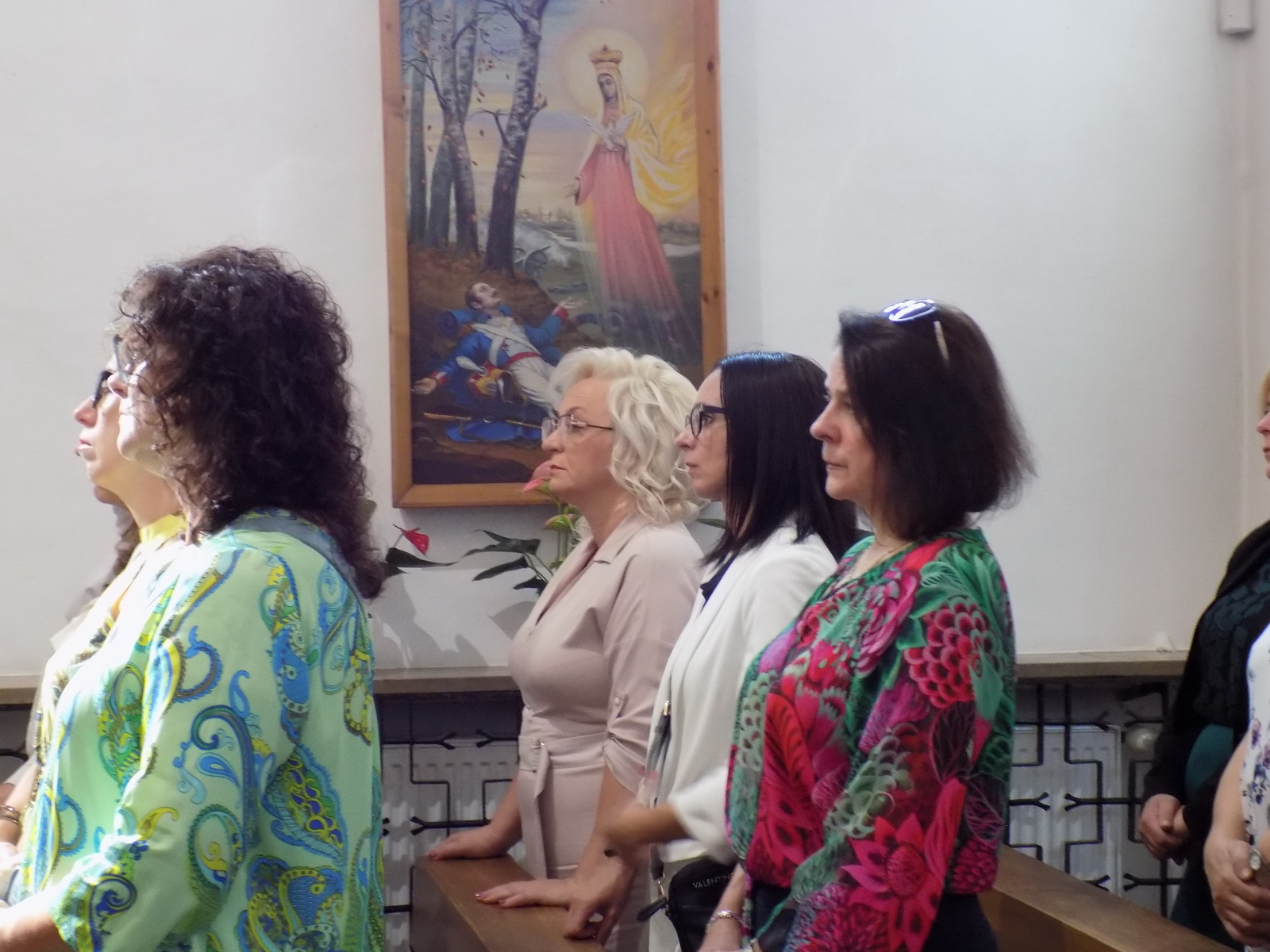 Zdjęcie Rozp roku 2025-2026 (11)0255f07b-350c-4a2b-840a-8128de4678e8.JPG w galerii Uroczyste rozpoczęcie roku szkolnego 2025/2026